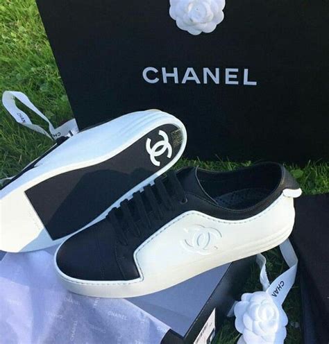 zapatos chanel hombre|Chanel sneakers price euro.